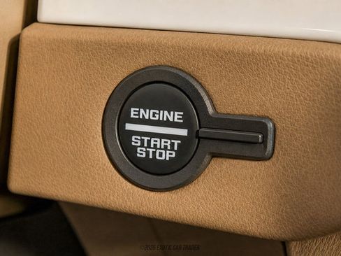 Used 2025 Ford Bronco Badlands AWD/4WD image 58