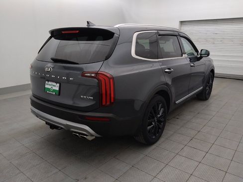 Used 2021 Kia Telluride SX w/ Towing Package FWD image 9
