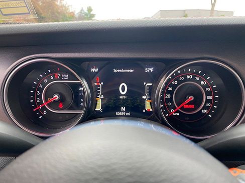 Used 2021 Jeep Gladiator Mojave image 18