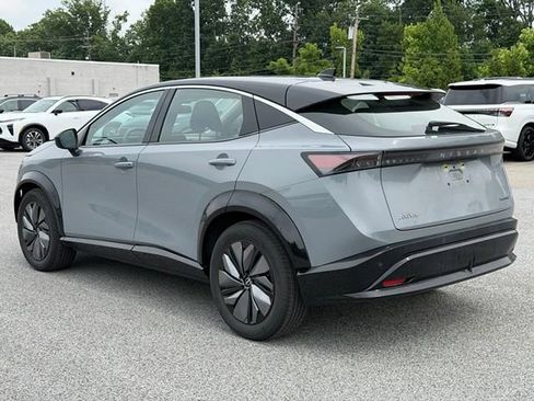 Used 2023 Nissan Ariya FWD image 5