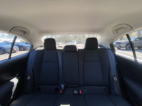 Used 2024 Toyota Corolla LE image 25