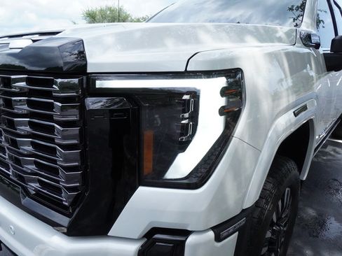 Used 2025 GMC Sierra 2500 Denali Ultimate AWD/4WD image 34