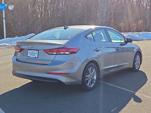 Used 2018 Hyundai Elantra Value Edition image 5