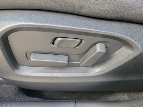 Used 2025 MAZDA CX-5 AWD 2.5 S w/ Preferred Package image 18