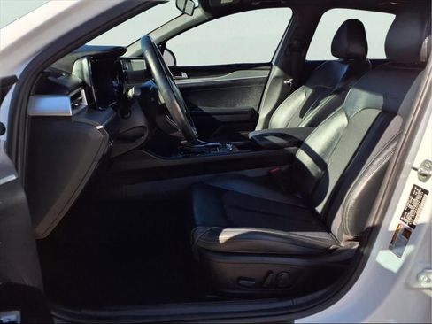 Used 2023 Kia K5 GT-Line image 12