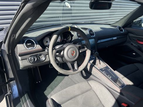 Certified 2025 Porsche 718 Boxster Spyder RS image 31