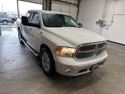 Used 2017 RAM 1500 Big Horn AWD/4WD image 25