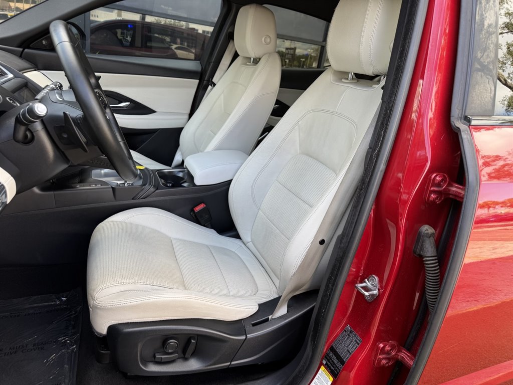 Used 2018 Jaguar E-PACE R-Dynamic SE AWD/4WD image 12