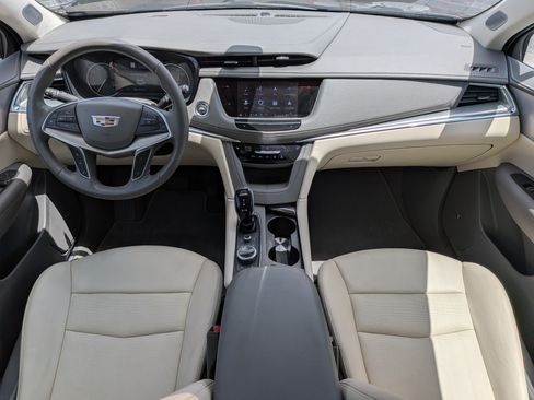 Certified 2023 Cadillac XT5 Premium Luxury FWD image 13