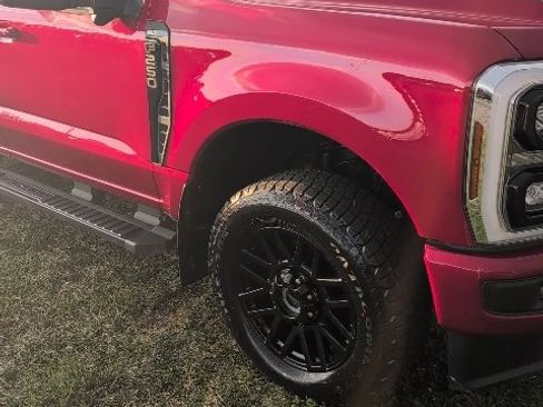 Used 2024 Ford F250 XLT w/ Black Appearance Package image 8