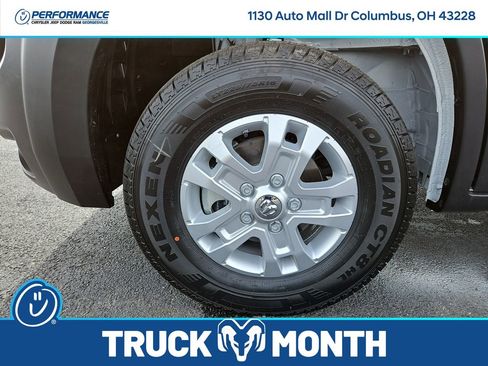 New 2025 RAM ProMaster 2500 w/ Quick Order Package 22G SLT image 9