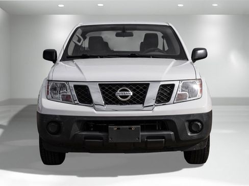 Used 2018 Nissan Frontier S w/ Work Truck Package image 4