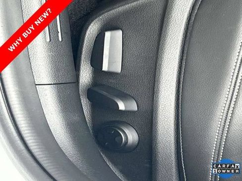 Used 2025 Genesis G70 2.5T AWD/4WD image 14
