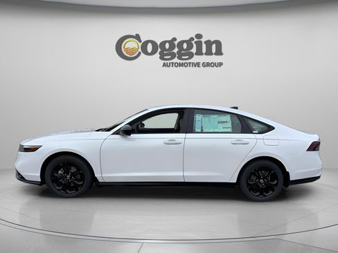 New 2025 Honda Accord SE image 3