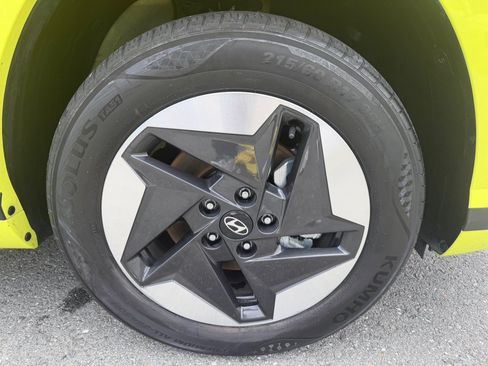 Used 2024 Hyundai Kona SEL FWD image 49