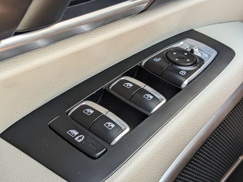 Certified 2024 Kia Telluride S w/ S Sunroof Package FWD image 28