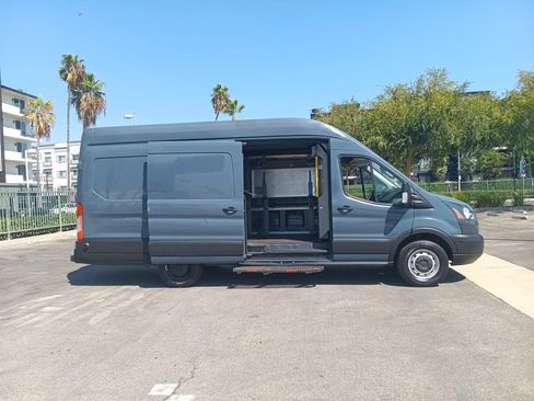 Used 2019 Ford Transit 250 148 High Roof Extended RWD image 6