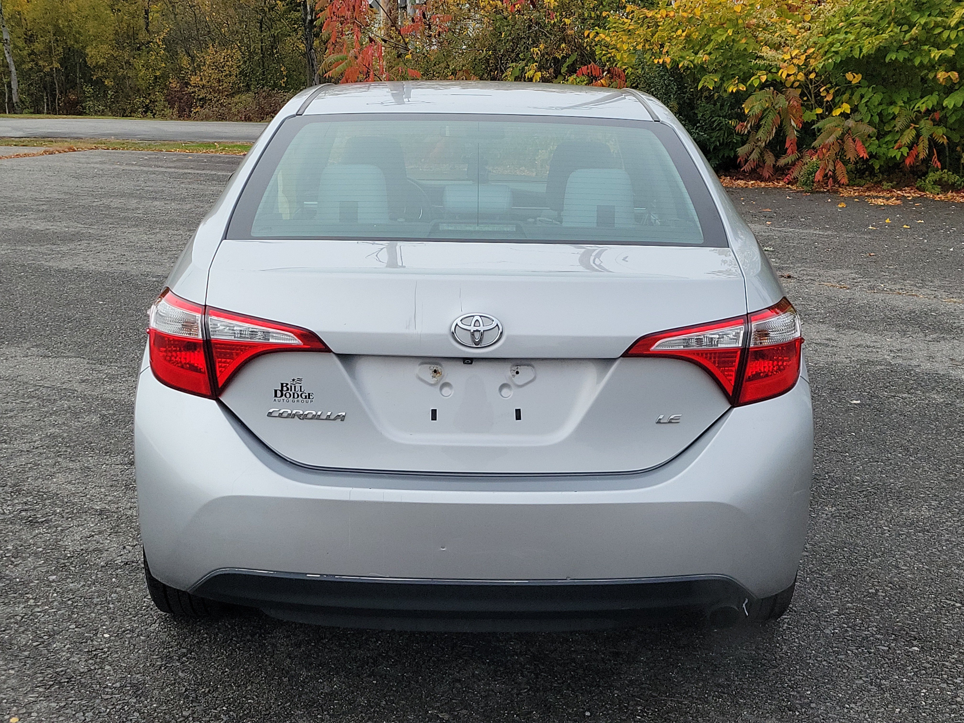 Used 2015 Toyota Corolla LE FWD image 6