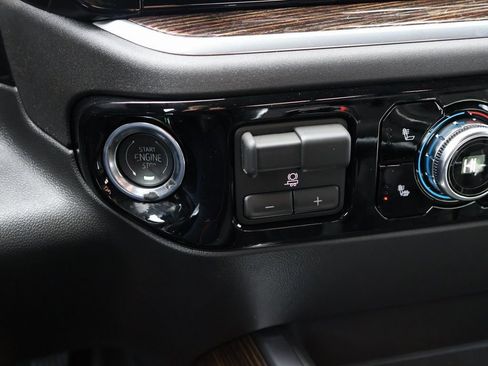 New 2026 GMC Sierra 1500 Elevation w/ Elevation Premium Package AWD/4WD image 25