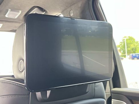 New 2026 Cadillac Escalade Platinum Sport AWD/4WD image 18