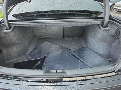 Used 2023 Chrysler 300 C RWD image 33