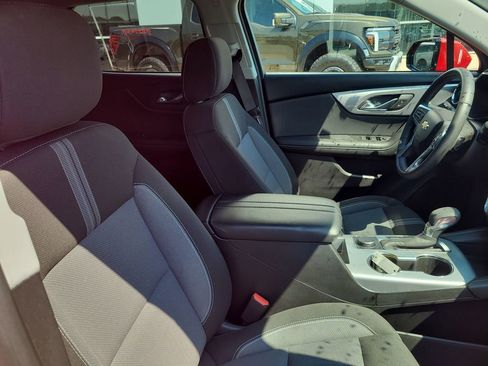 Used 2023 Chevrolet Blazer LT image 25