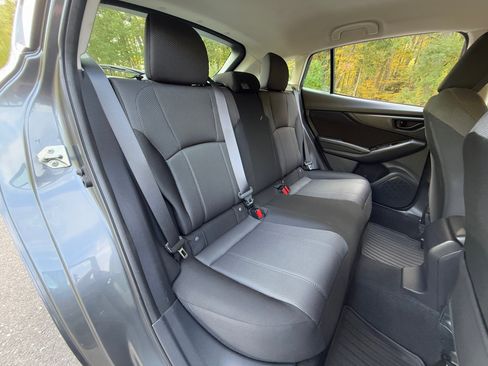 Used 2018 Subaru Impreza 2.0i Premium image 32