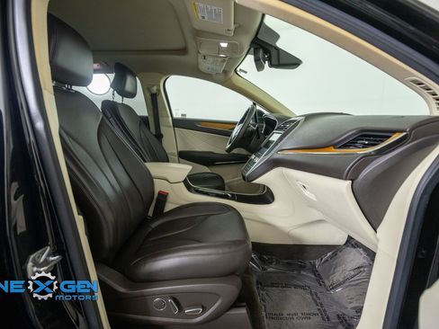 Used 2016 Lincoln MKC Reserve w/ Lincoln MKC Climate Package AWD/4WD image 44