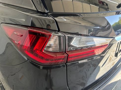 Used 2020 Lexus RX 350L Premium w/ Premium Package AWD/4WD image 33