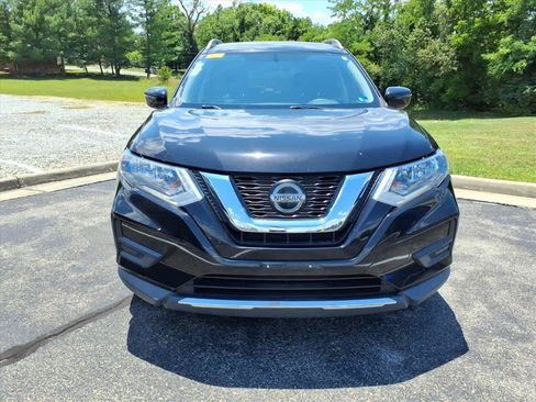 Used 2018 Nissan Rogue SV AWD/4WD image 6