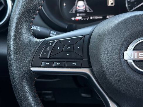 Used 2023 Nissan Kicks SR FWD image 23