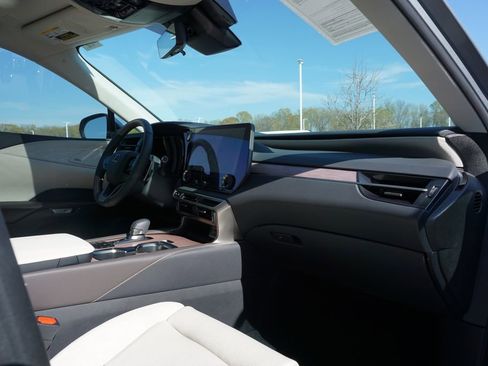 Used 2023 Lexus RX 350 AWD w/ Accessory Package (Z1) image 44