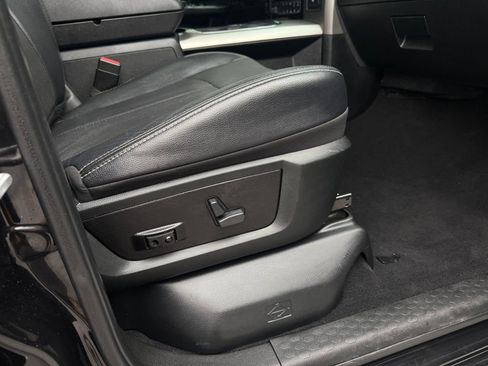 Used 2018 RAM 2500 Laramie w/ Sport Appearance Group AWD/4WD image 45