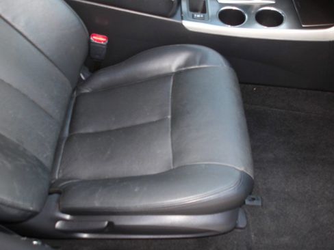 Used 2014 Nissan Altima 2.5 SL w/ Moonroof Package FWD image 18