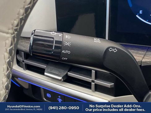 Certified 2026 Hyundai Santa Fe Calligraphy FWD image 34