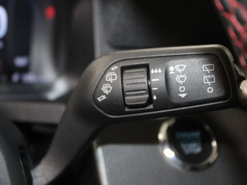Used 2025 Ford Explorer ST-Line AWD/4WD image 39