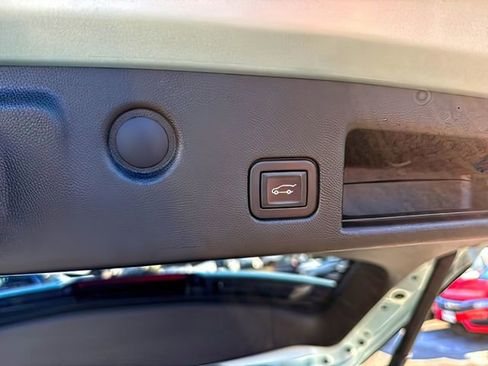 Used 2022 Chevrolet Equinox RS image 19