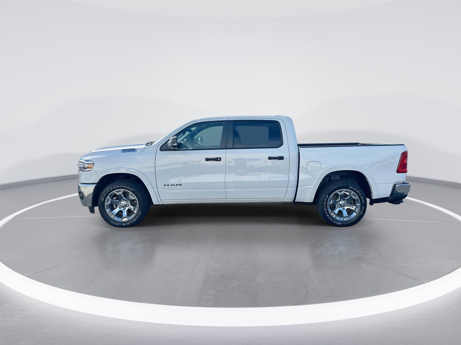 Used 2025 RAM 1500 Big Horn AWD/4WD image 6