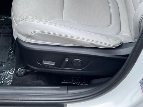 Used 2024 Hyundai Tucson Limited FWD image 10