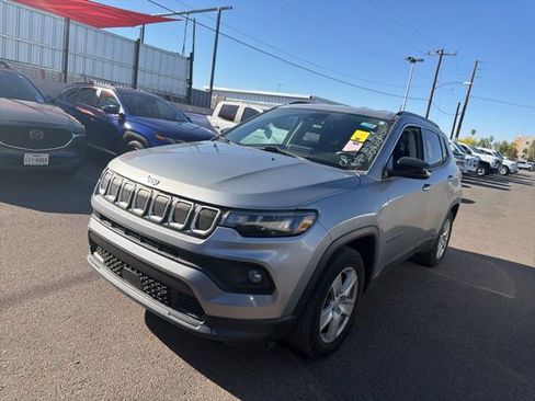 Used 2022 Jeep Compass Latitude w/ Convenience Group image 5