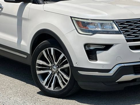 Used 2018 Ford Explorer Platinum AWD/4WD image 43