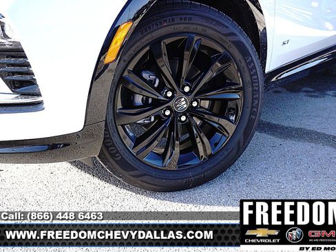 New 2026 Buick Envista Sport Touring image 9