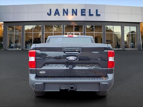 New 2025 Ford Maverick XLT image 5