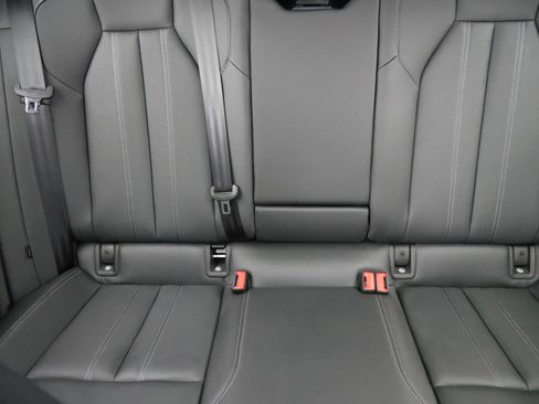 Used 2025 Audi Q6 e-tron Premium Plus w/ Premium Plus image 13