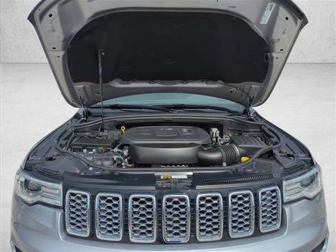 Used 2021 Jeep Grand Cherokee Overland image 25