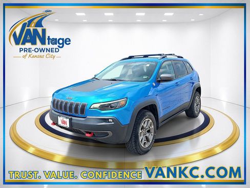 Used 2021 Jeep Cherokee Trailhawk AWD/4WD image 1
