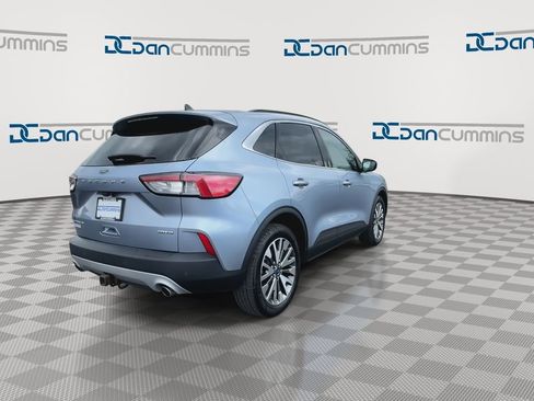 Used 2022 Ford Escape Titanium w/ Class II Trailer Tow Package AWD/4WD image 8