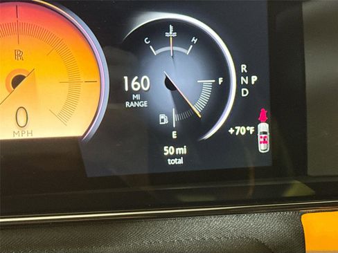 Used 2026 Rolls-Royce Cullinan image 18