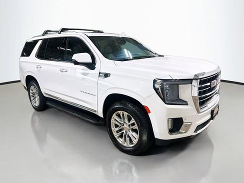 Used 2022 GMC Yukon SLT w/ SLT Premium Package AWD/4WD image 5