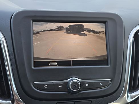 Used 2022 Chevrolet Equinox LT image 20